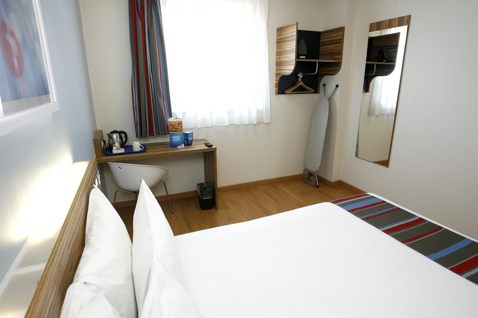 Photo - Travelodge Barcelona Poblenou