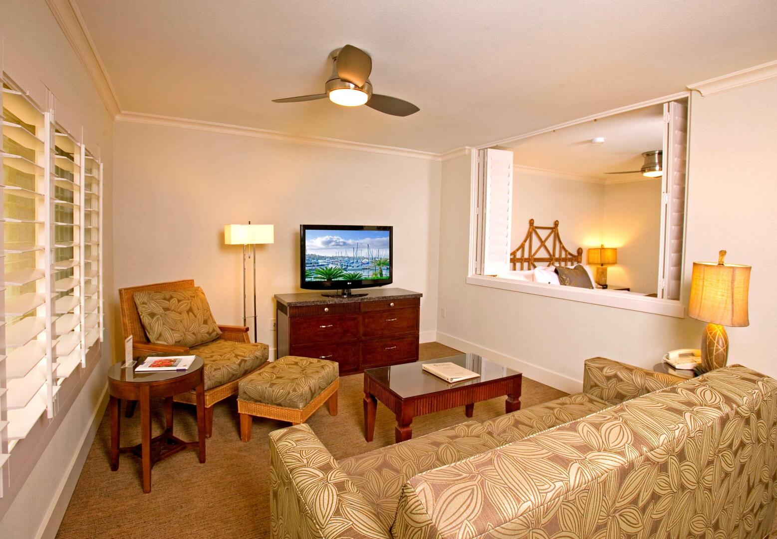 Photo - Best Western PLUS Island Palms Hotel & Marina