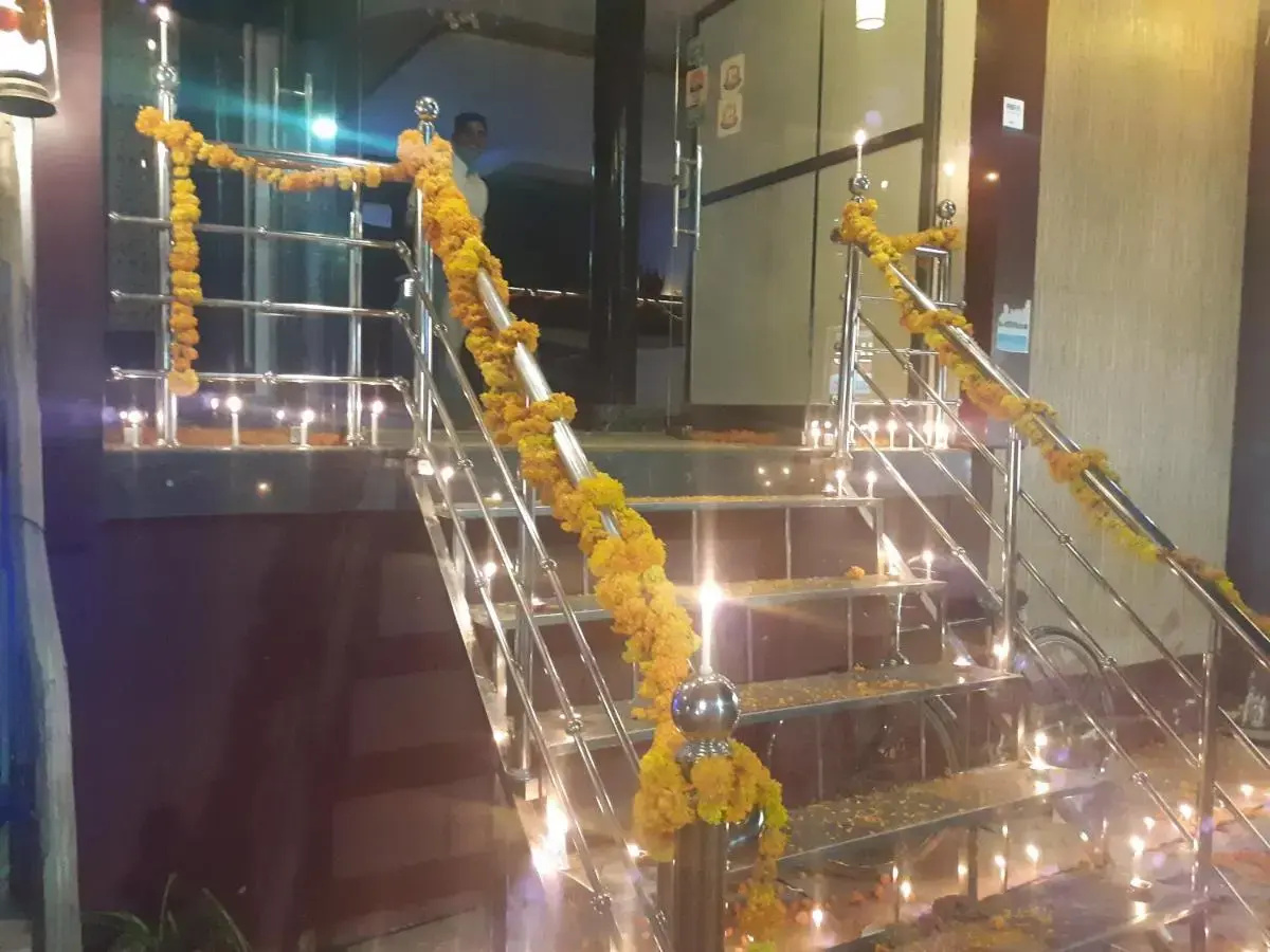 Photo - OYO 8743 Hotel Ravi Palace