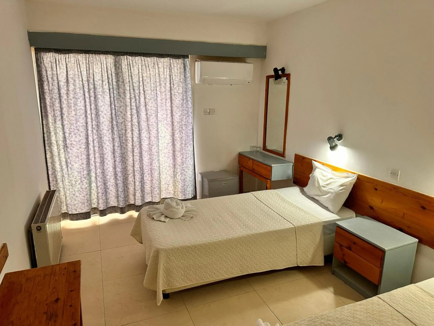 Photo - San Remo Hotel