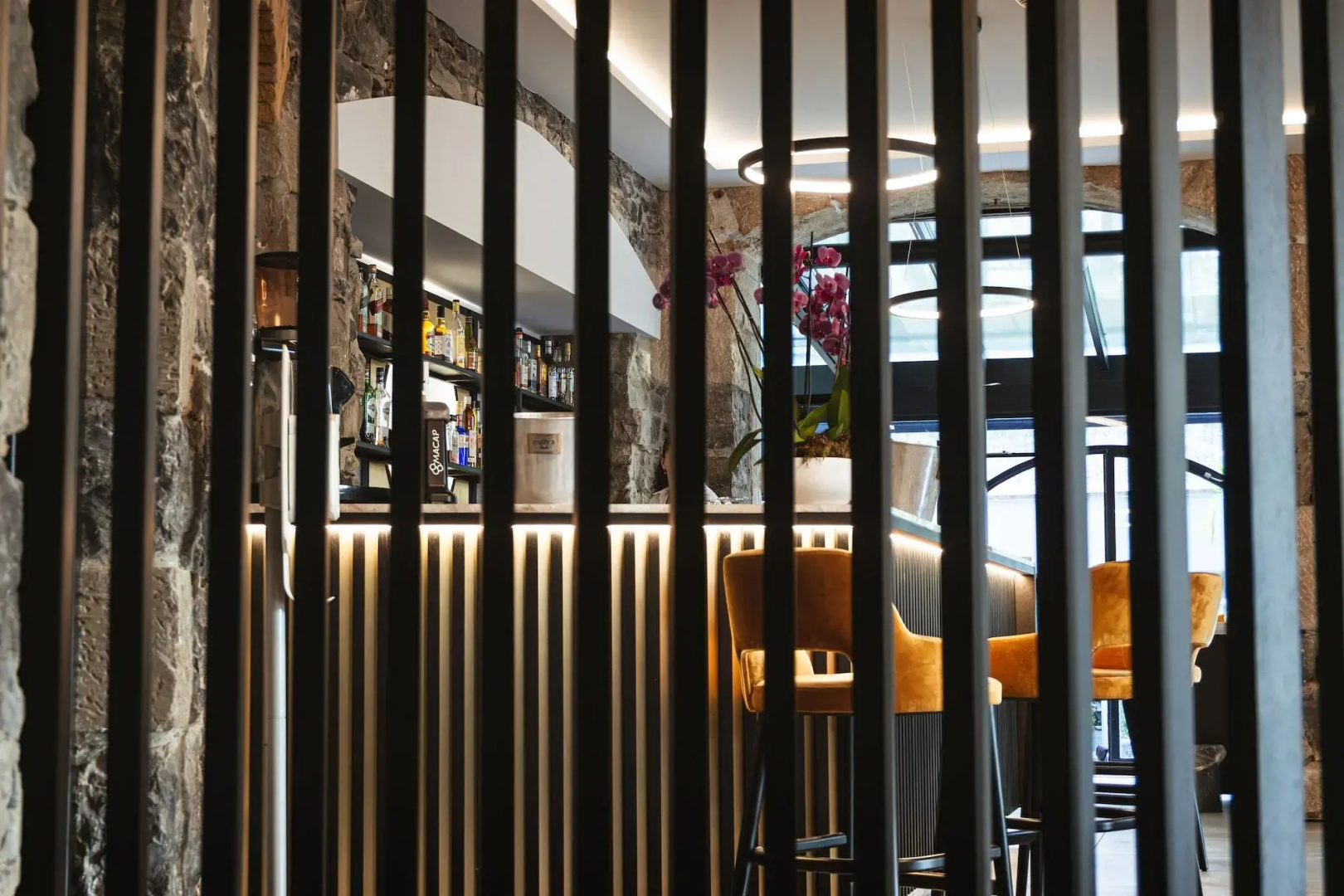Photo - Hotel Montbrillant