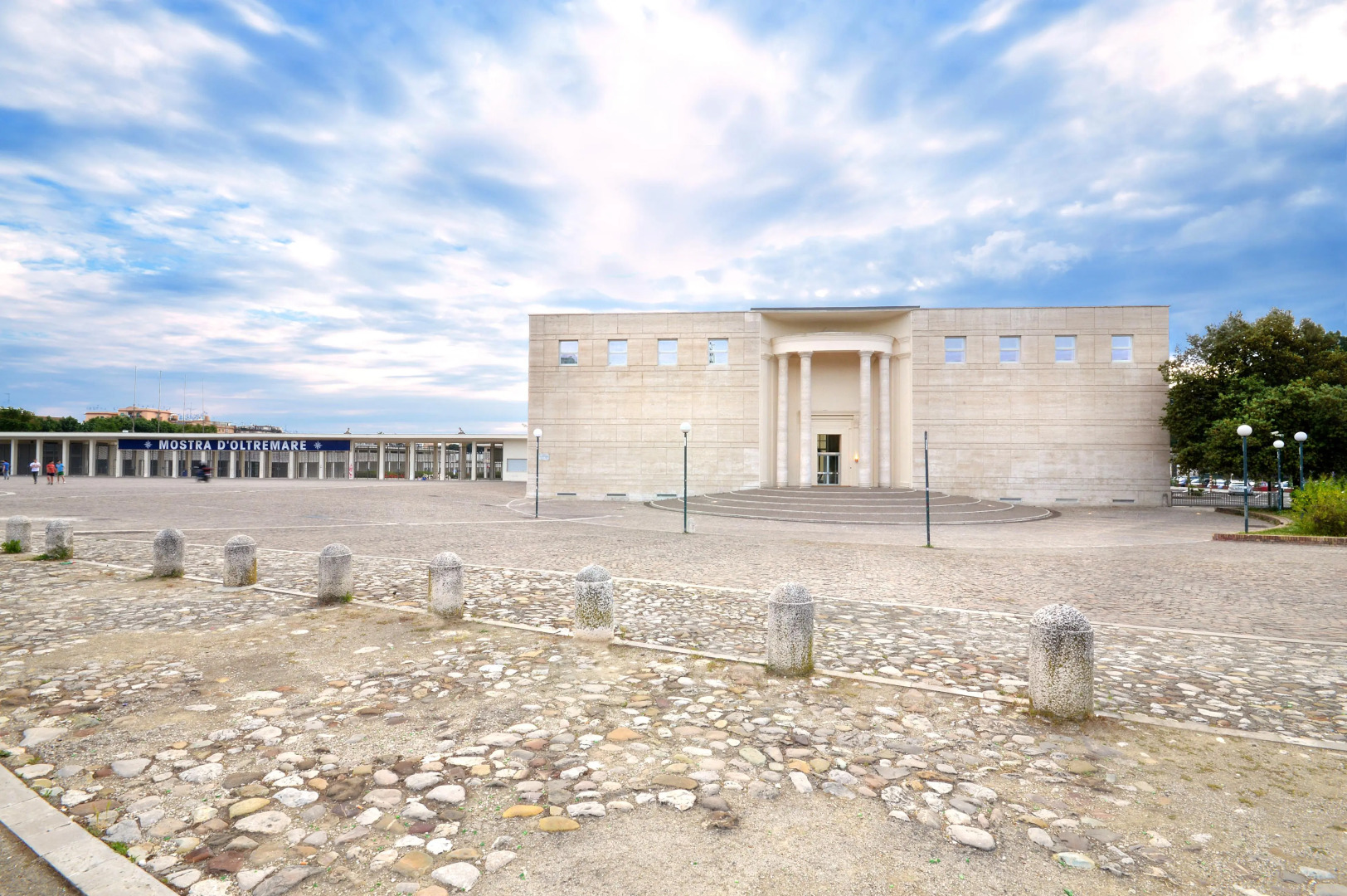 Foto - Palazzo Esedra