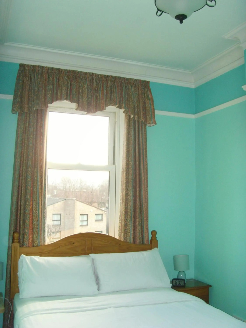 Photo - Twin Lions Hotel