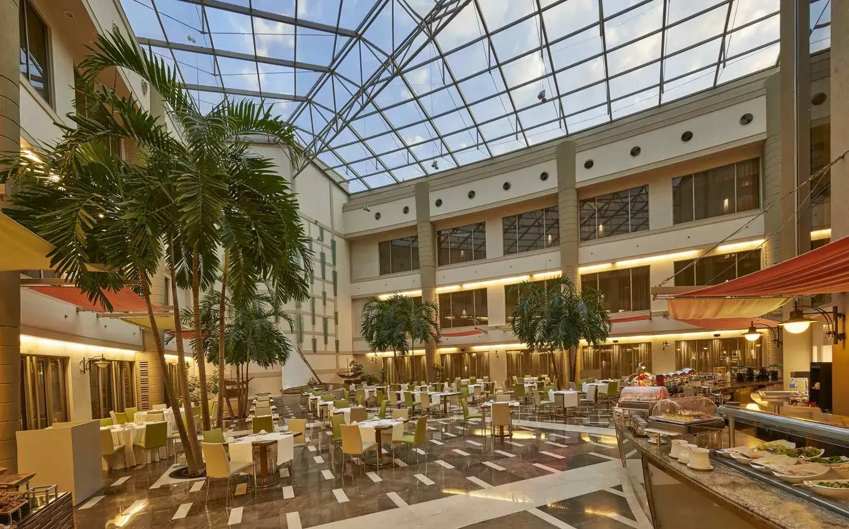 Photo - Marina Hotel