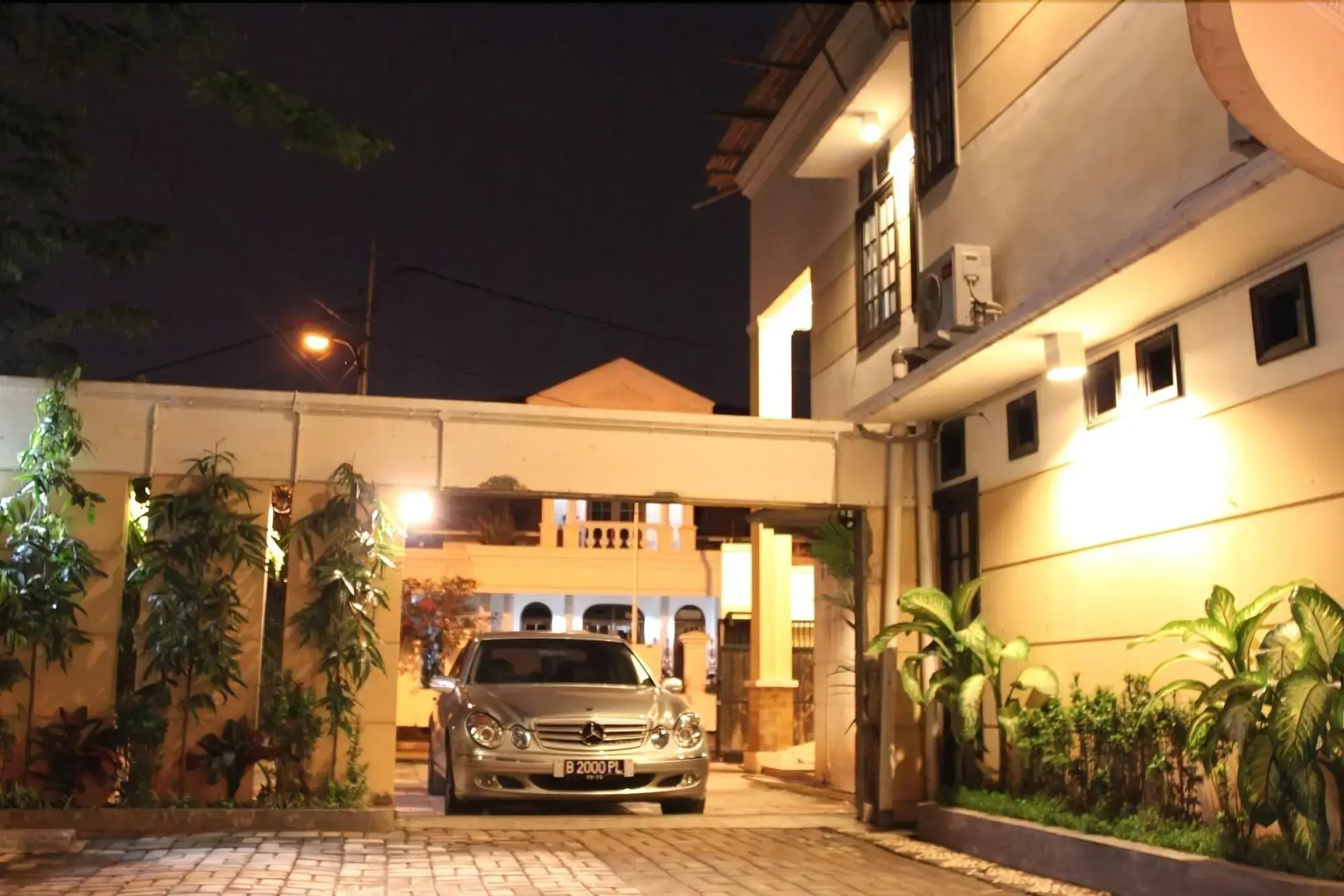 Photo - Lagura Residence