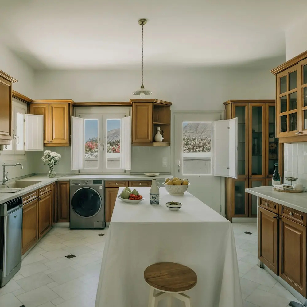 Photo - Damma Beachfront Luxury Villa