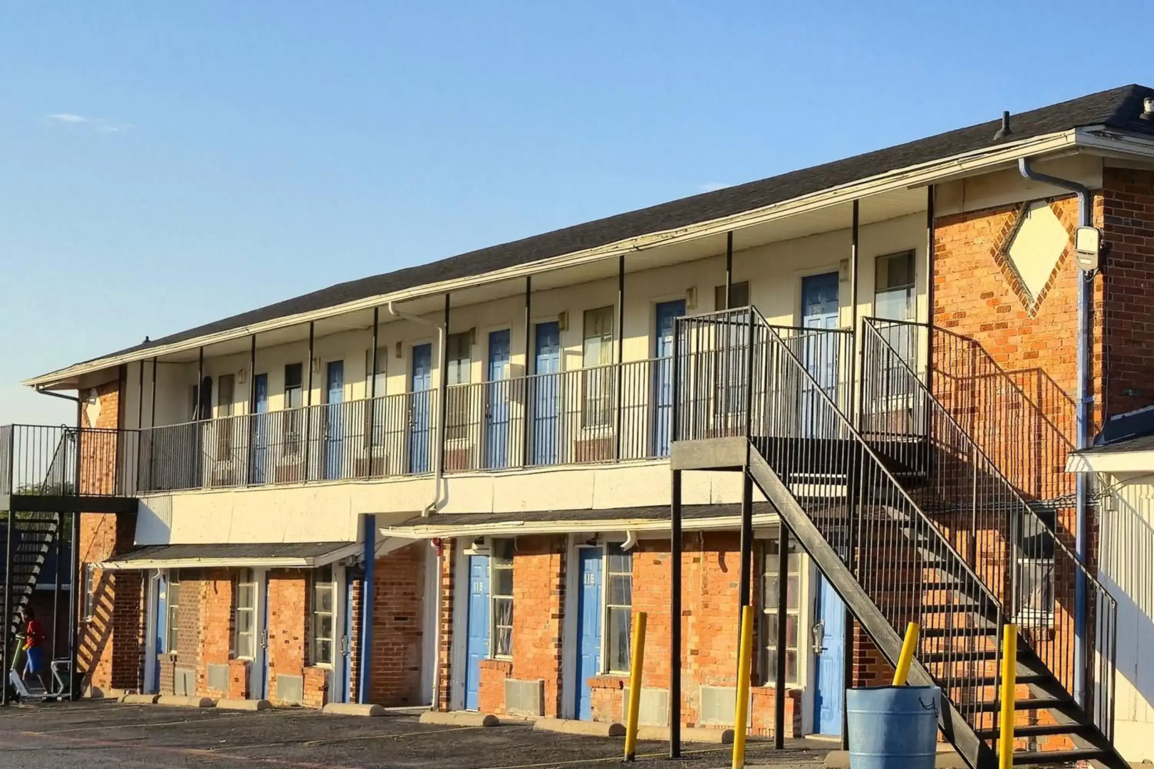 Foto - Cole Manor Motel By OYO Love Field Market Center