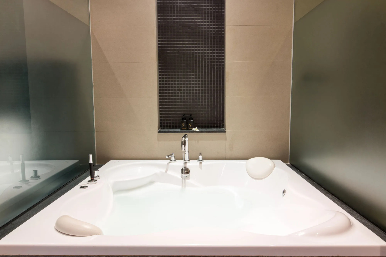 Foto - Cape Sienna Phuket Gourmet Hotel & Villas - SHA Extra Plus