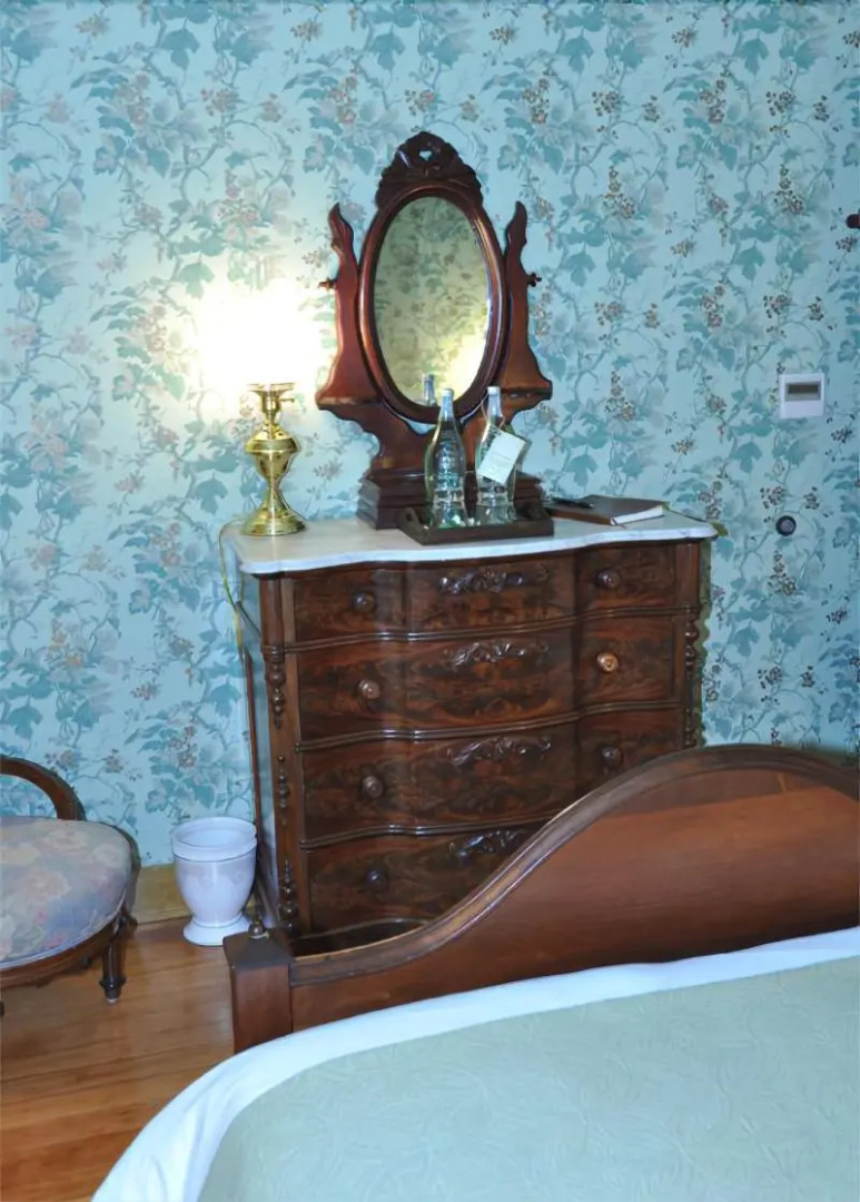 Photo - Cosmopolitan Hotel