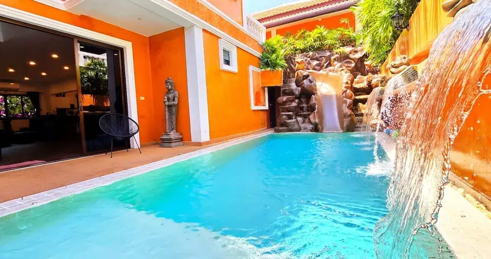 Foto - WOWLAND Luxury Pool Villa Pattaya Walking Street