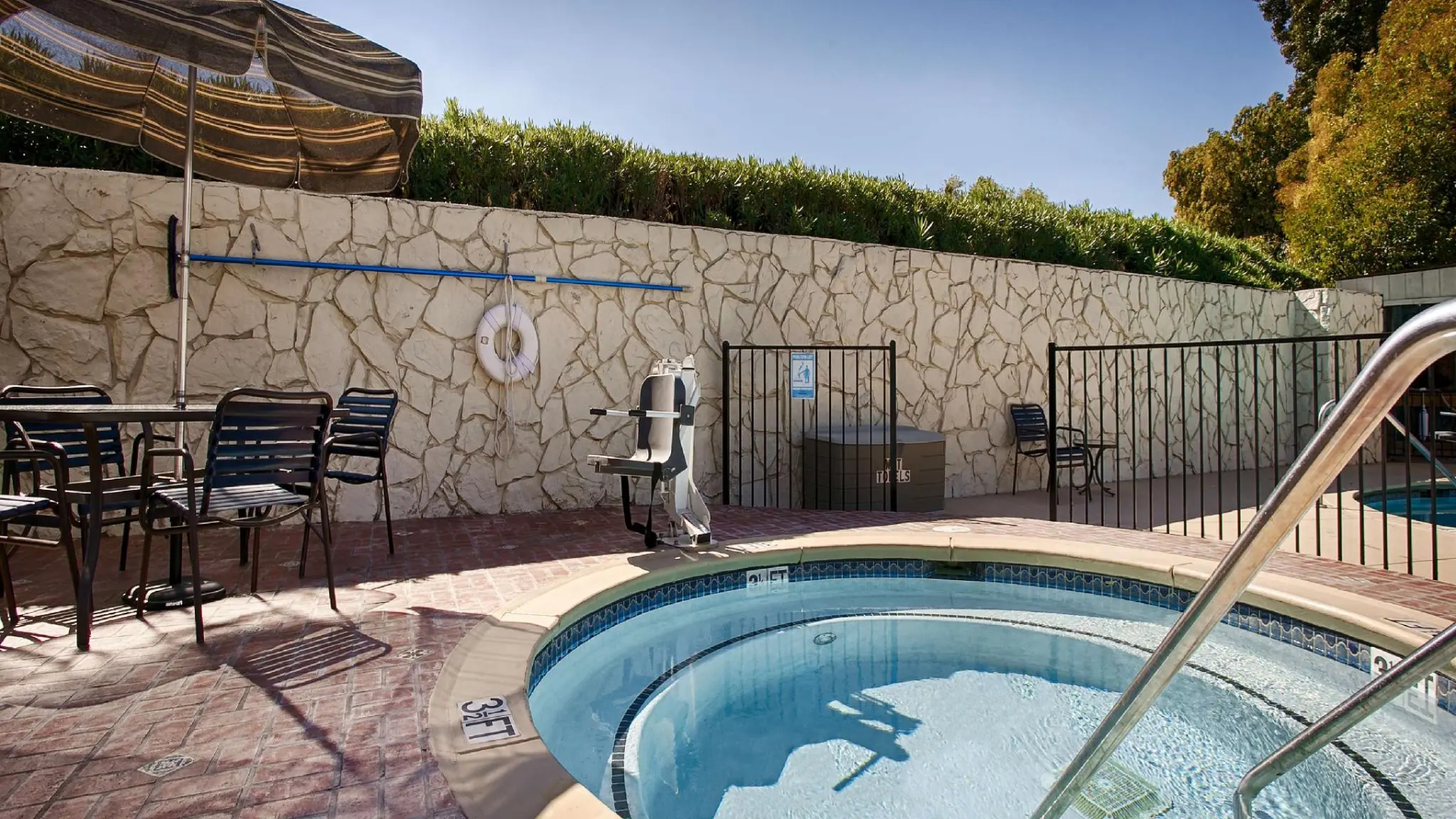 Photo - Best Western Sandman Hotel