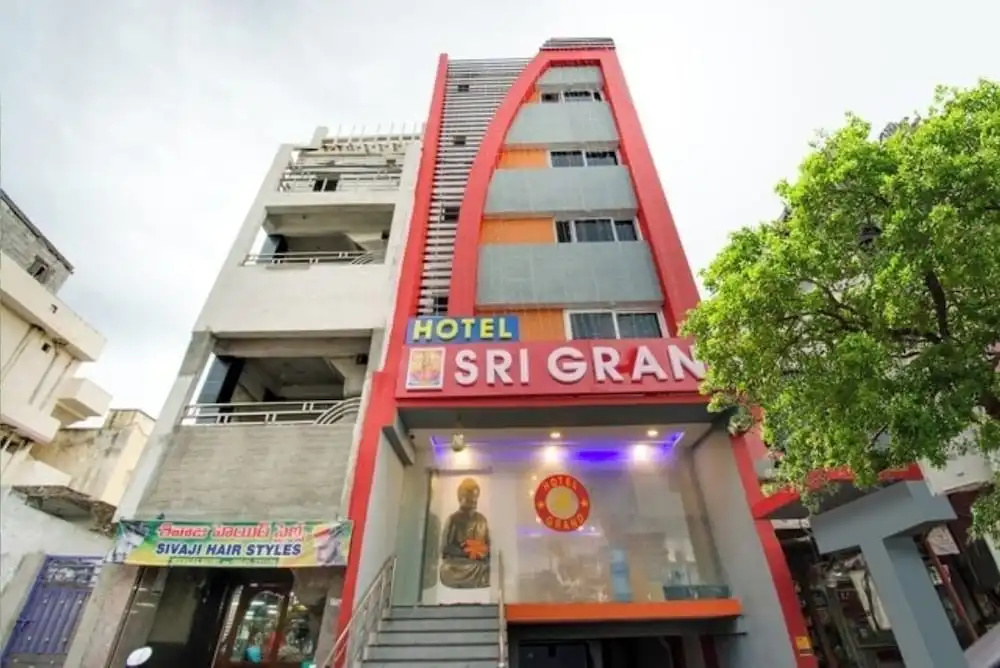 Hotel sri grand