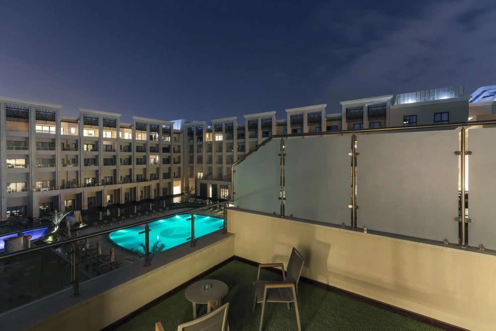 Photo - Triumph Luxury Hotel