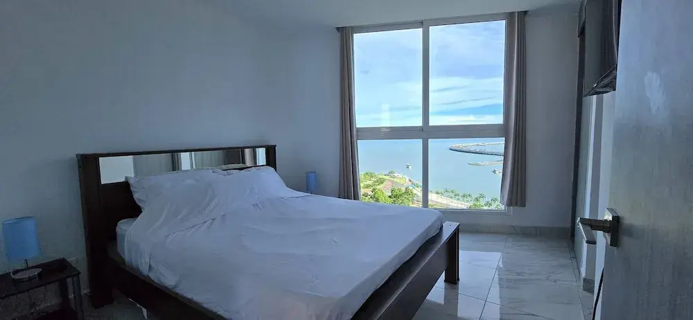 Photo - Luxury Oceanview Guest Room Near Hilton Panama with Pool Access