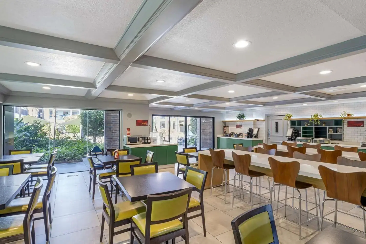 Photo - Best Western Plus Meridian Inn & Suites, Anaheim-Orange