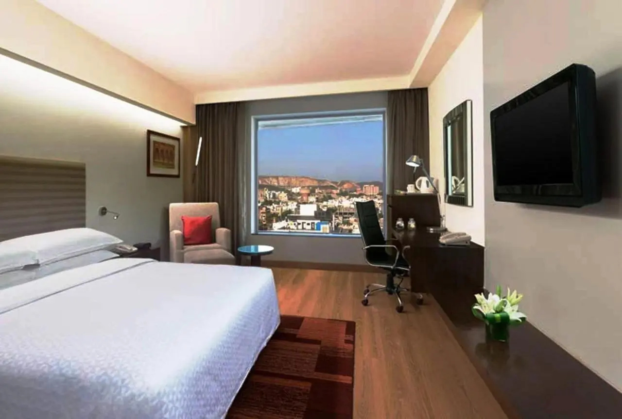Photo - Four Points by Sheraton Jaipur, City Square