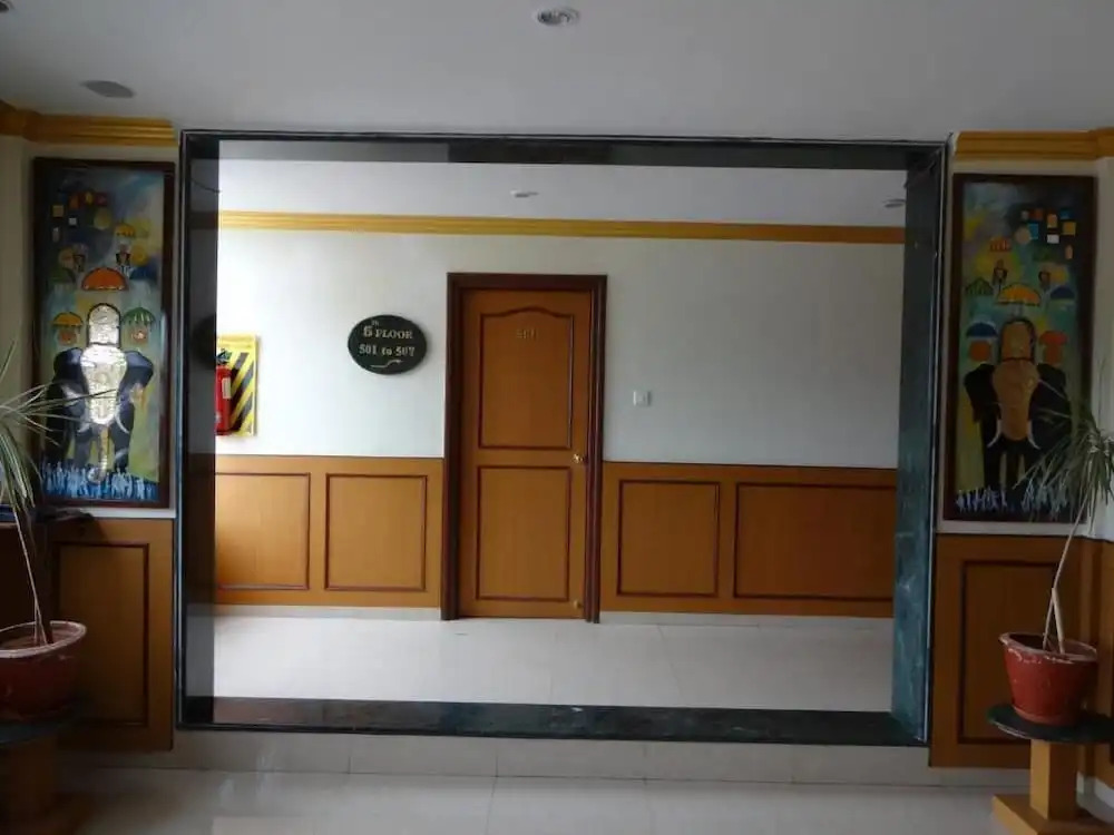 Photo - Hotel Nahar Manchester Inn