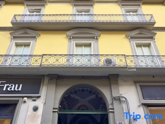 Foto - Palazzo Chiatamone