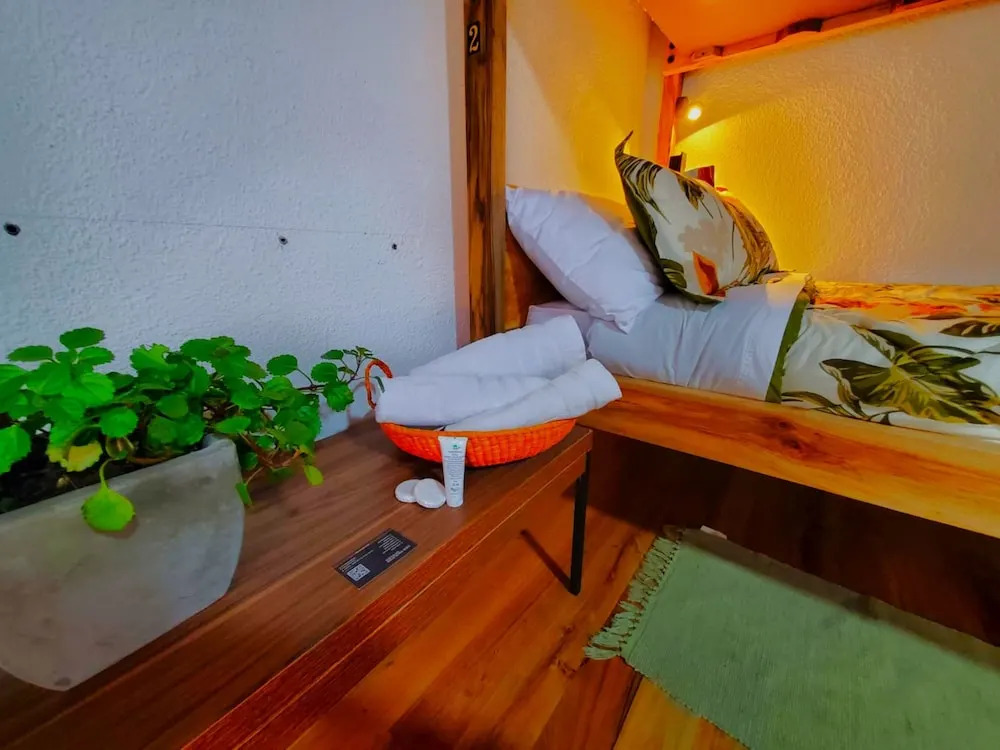 Photo - Sun Backpackers