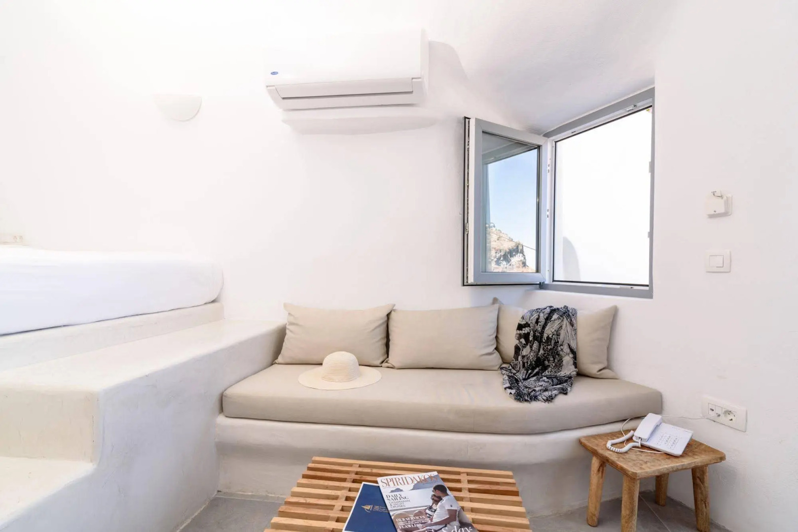 Photo - On the Cliff