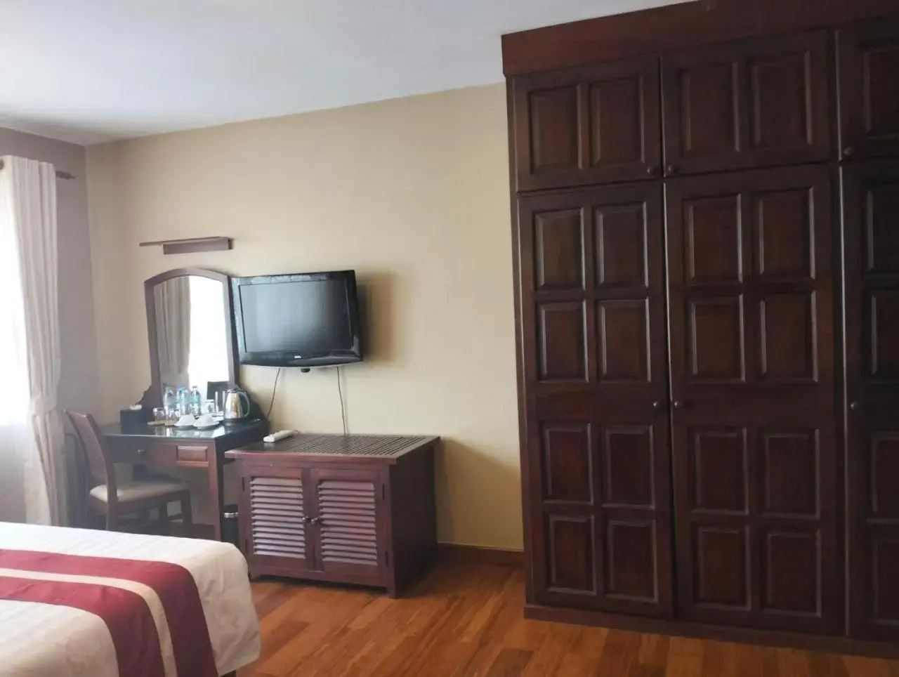 Photo - Lux Riverside Hotel & Apartment