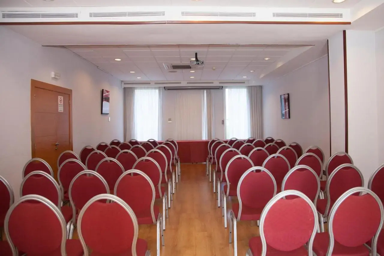 Foto - Travelodge Barcelona del Vallés