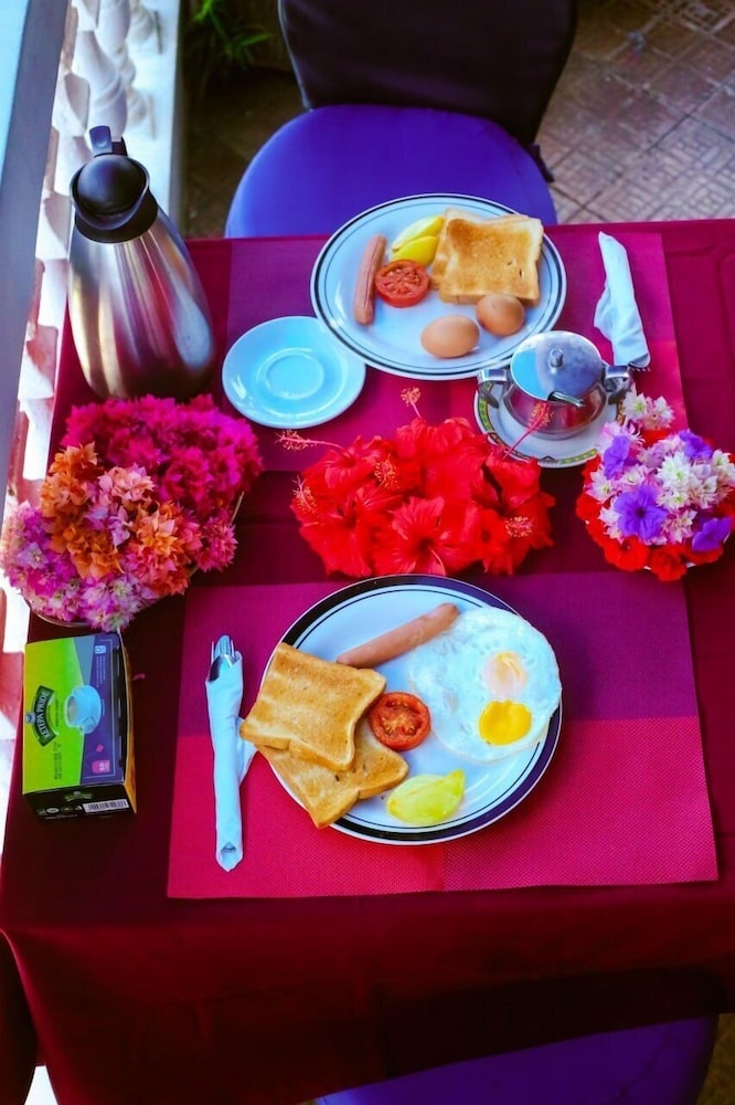 Photo - Garden Lodge