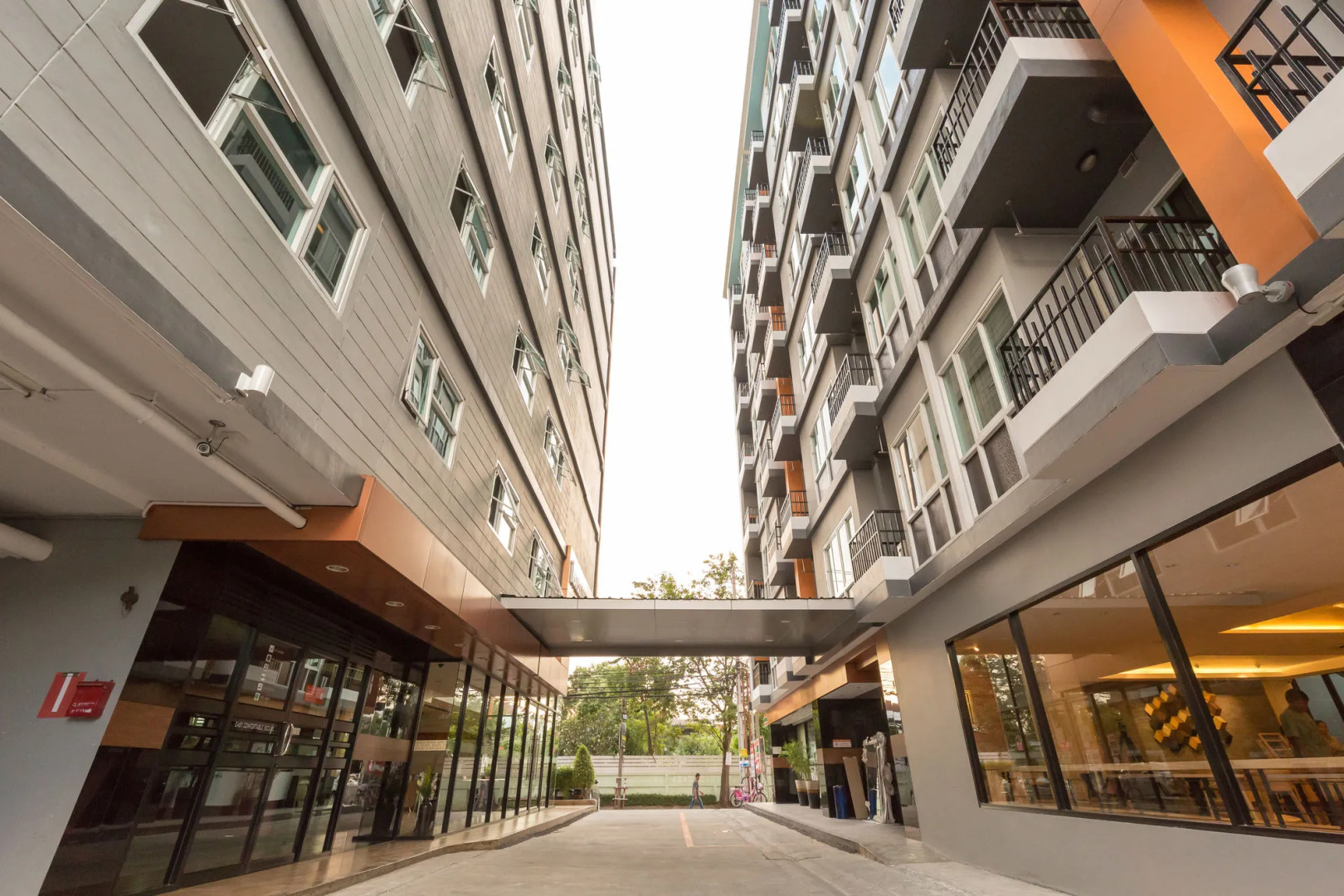 Photo - Baron Residence Bangkok