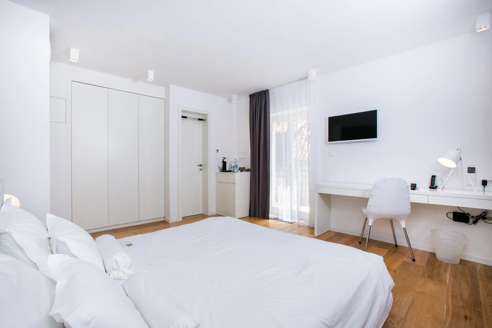 Photo - Divota Apartment Hotel