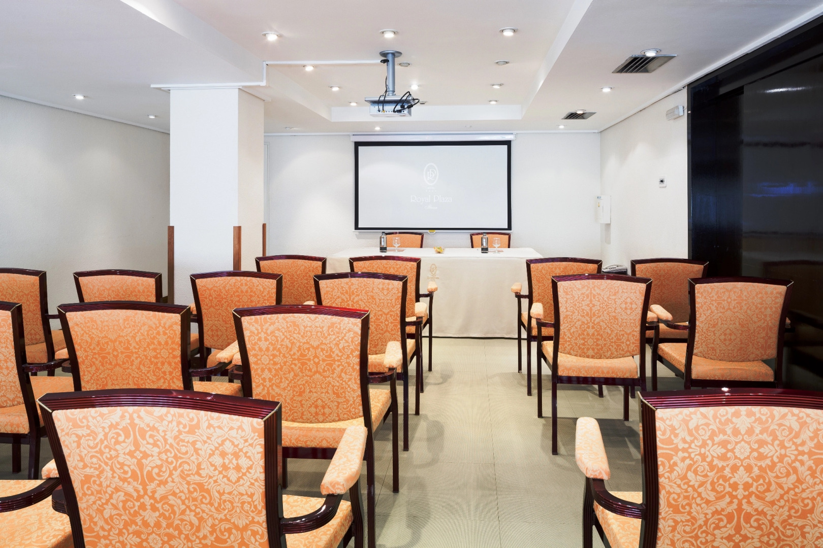 Foto - Hotel Royal Plaza