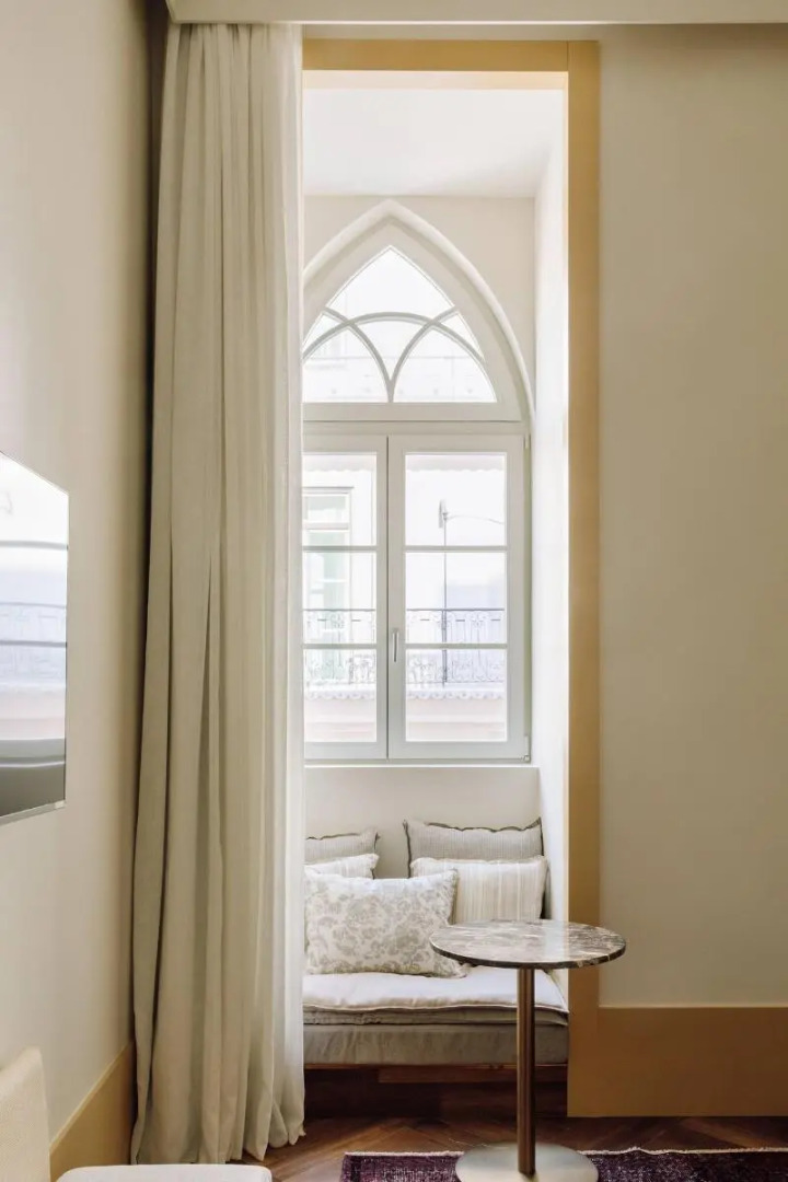 Foto - The Ivens, Autograph Collection