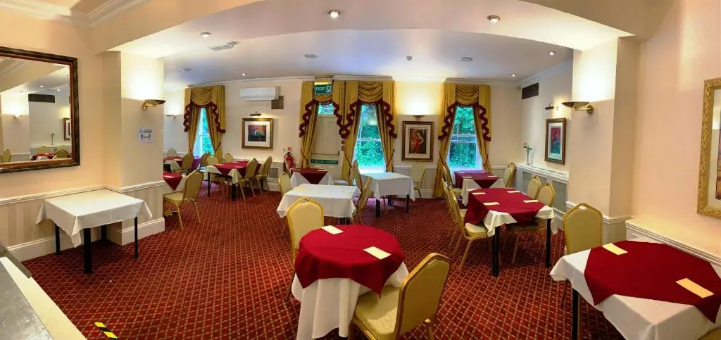 Photo - Haley's Hotel