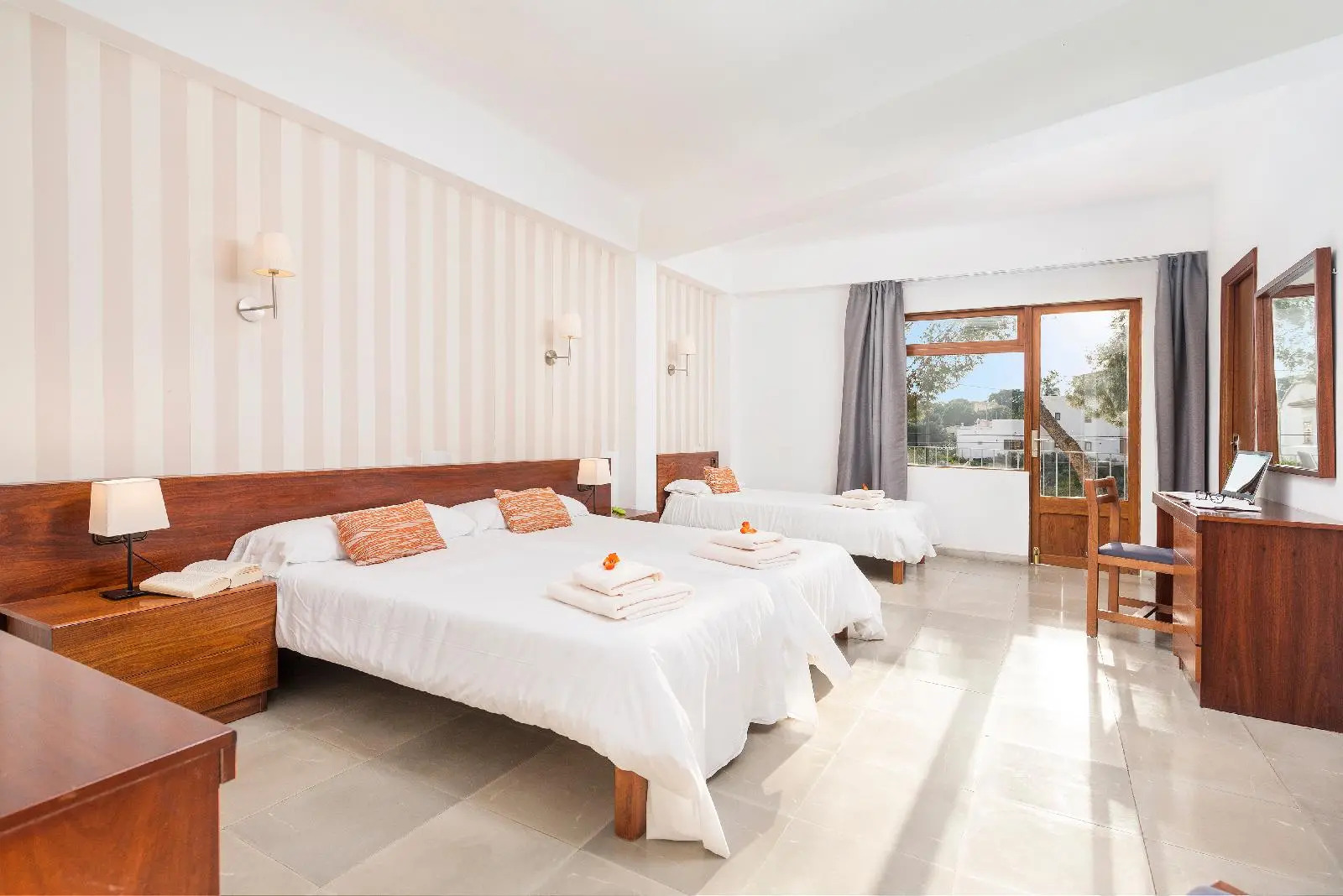 Foto - Hotel Santanyi Port