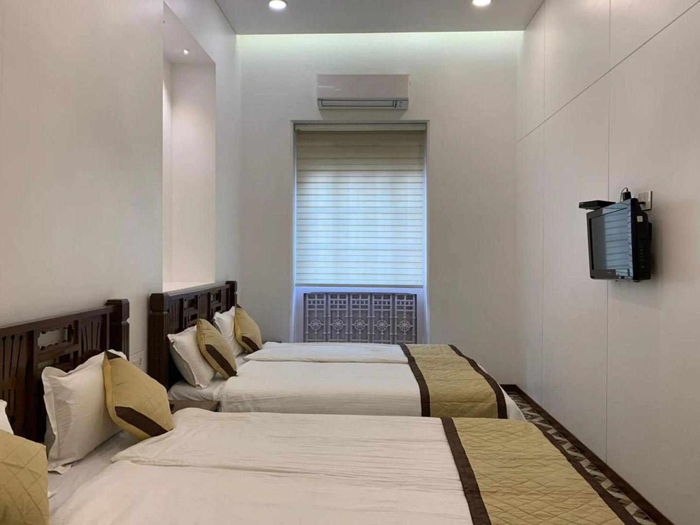 Photo - Carlton Hotel