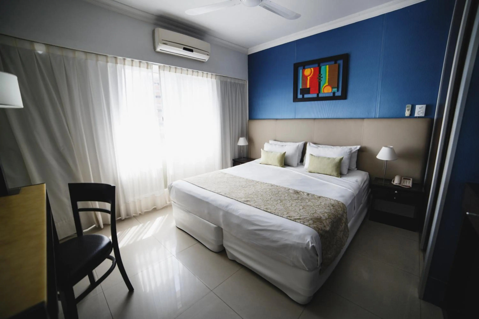 Foto - Ker Urquiza Hotel and Suites