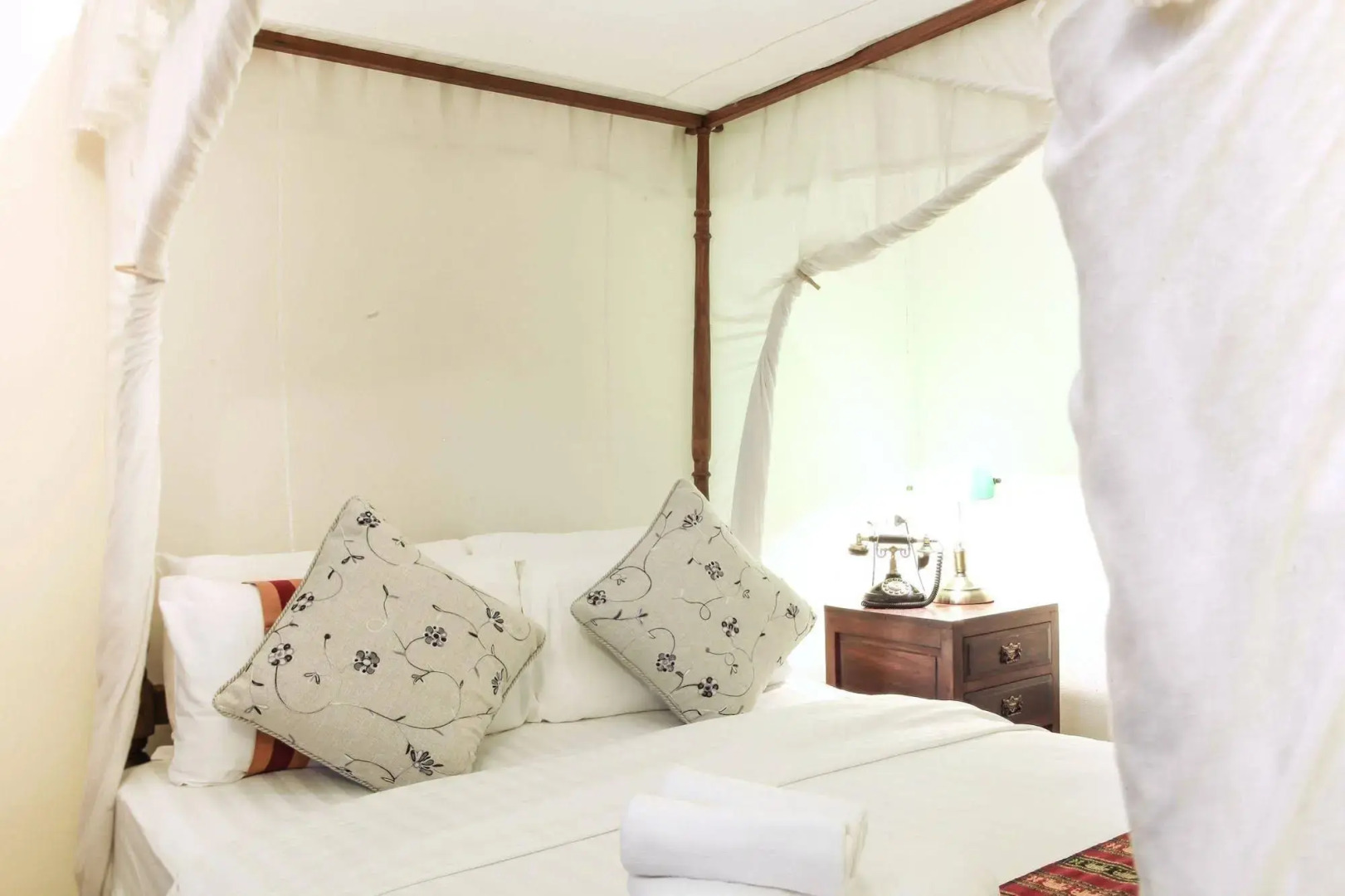 Photo - Yesterday Hotel