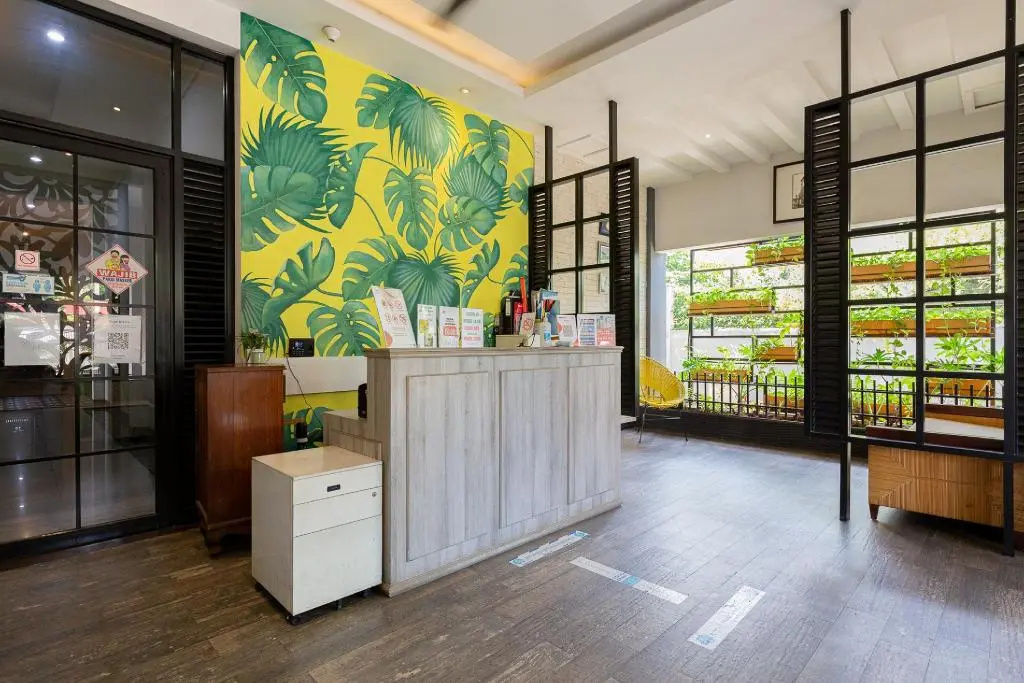 Photo - RedDoorz Plus near Mall Slipi Jaya