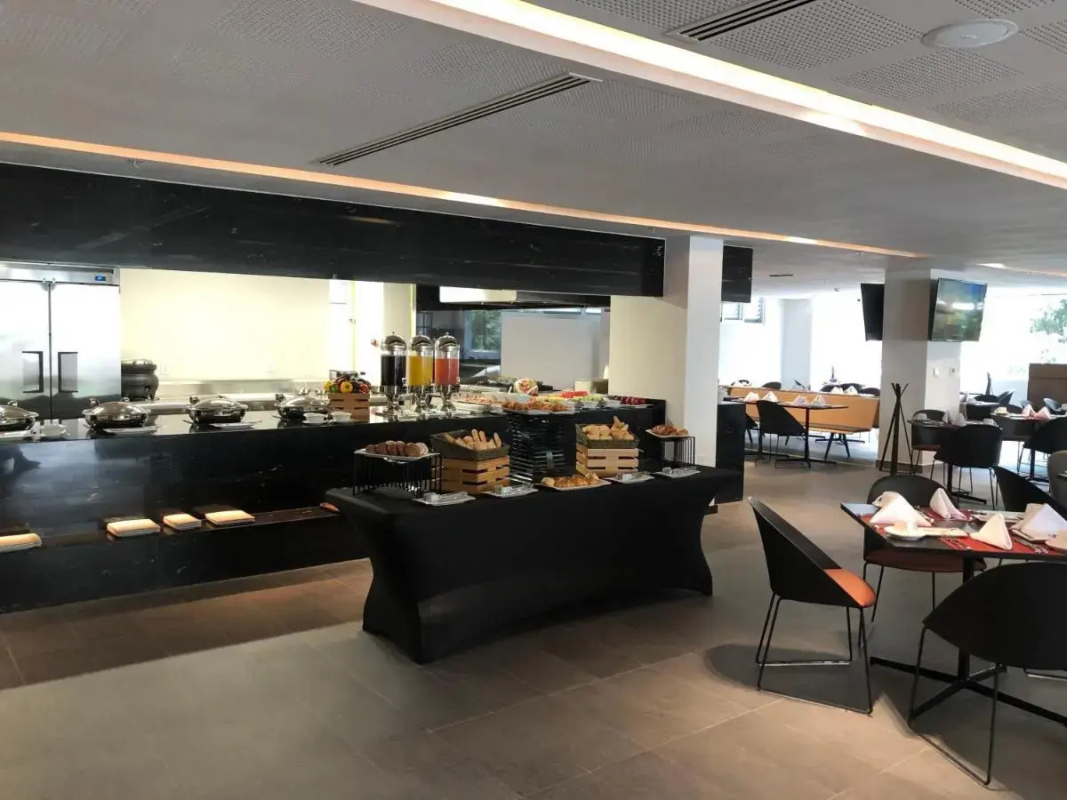 Foto - Galeria Plaza San Jeronimo