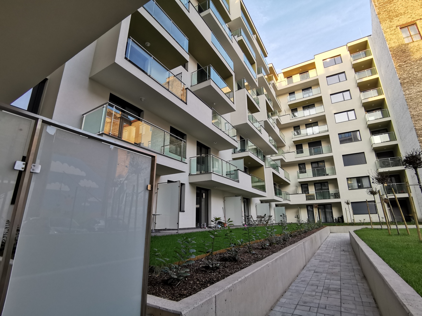 Photo - Vagabond SOHO