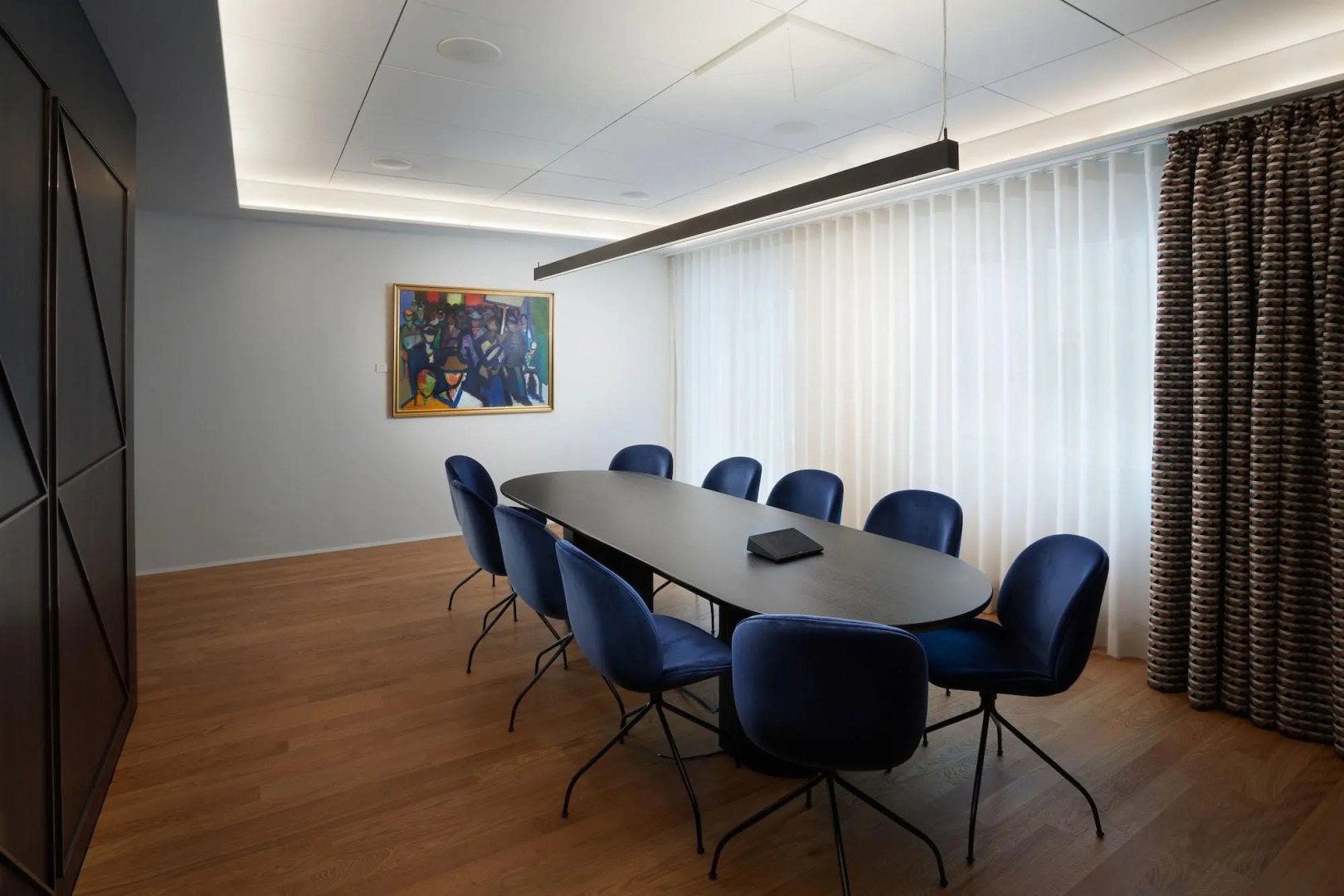 Photo - Iceland Parliament Hotel, Curio Collection By Hilton