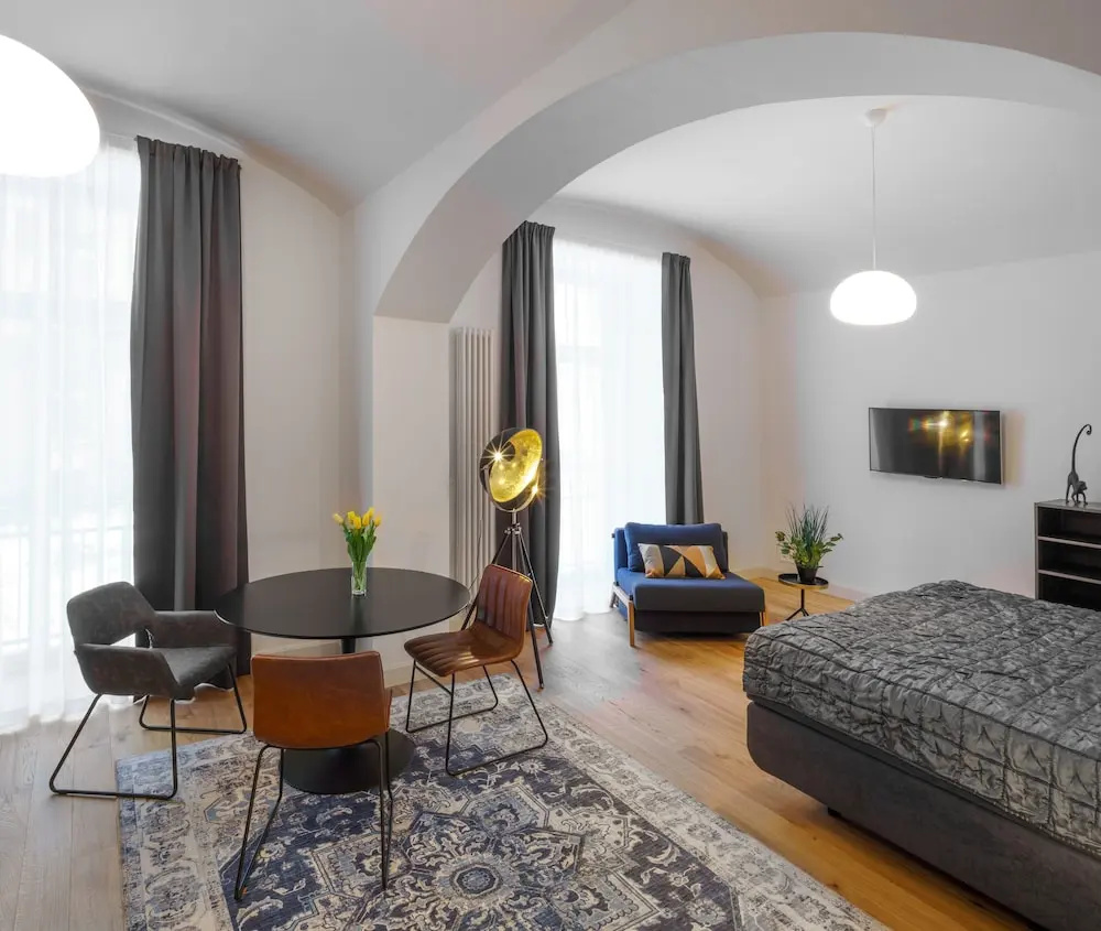 Photo - MN6 Luxury Suites by Adrez Living