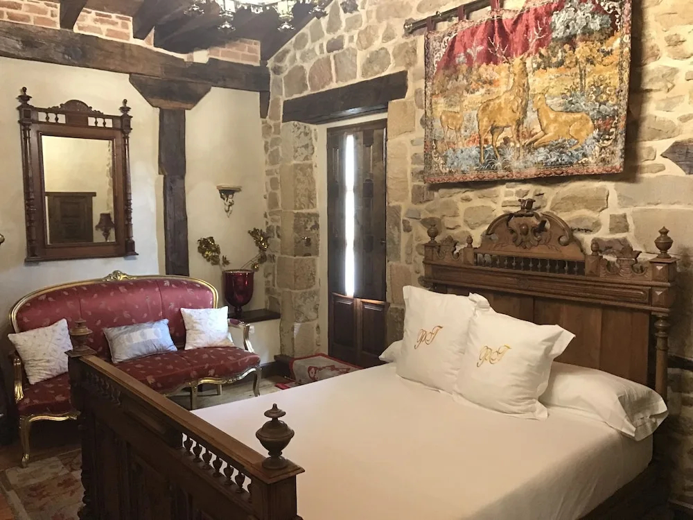 Photo - Palacio de Trasvilla