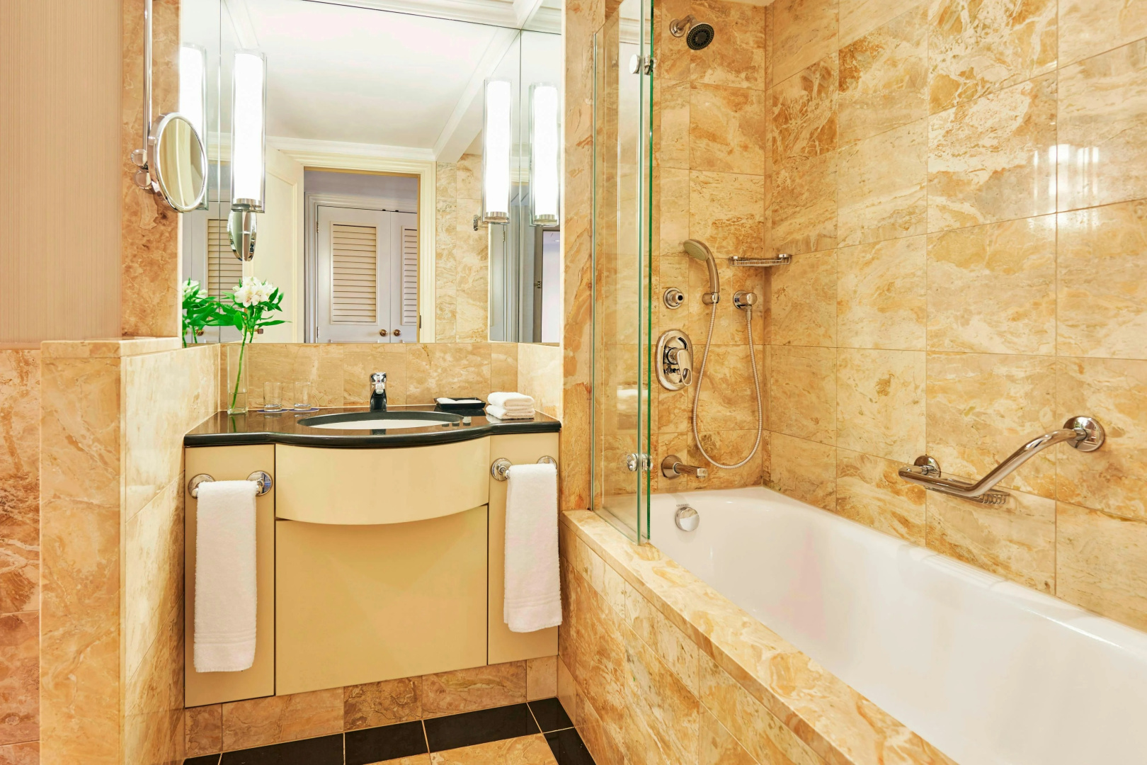 Photo - Sheraton Grand Warsaw