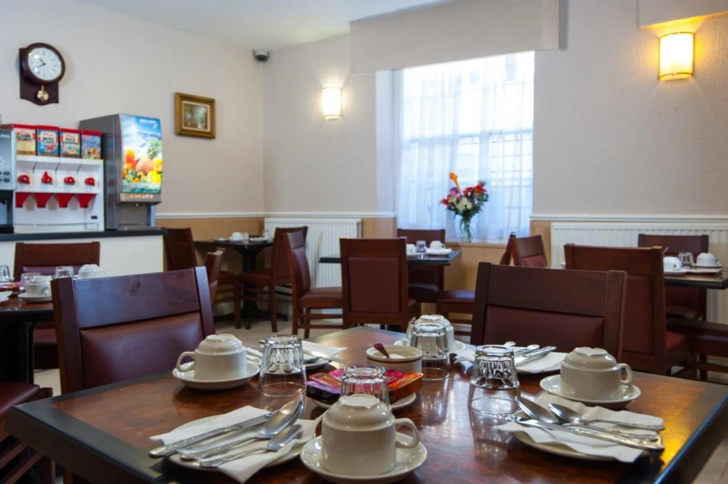 Photo - Dover Hotel - B&B