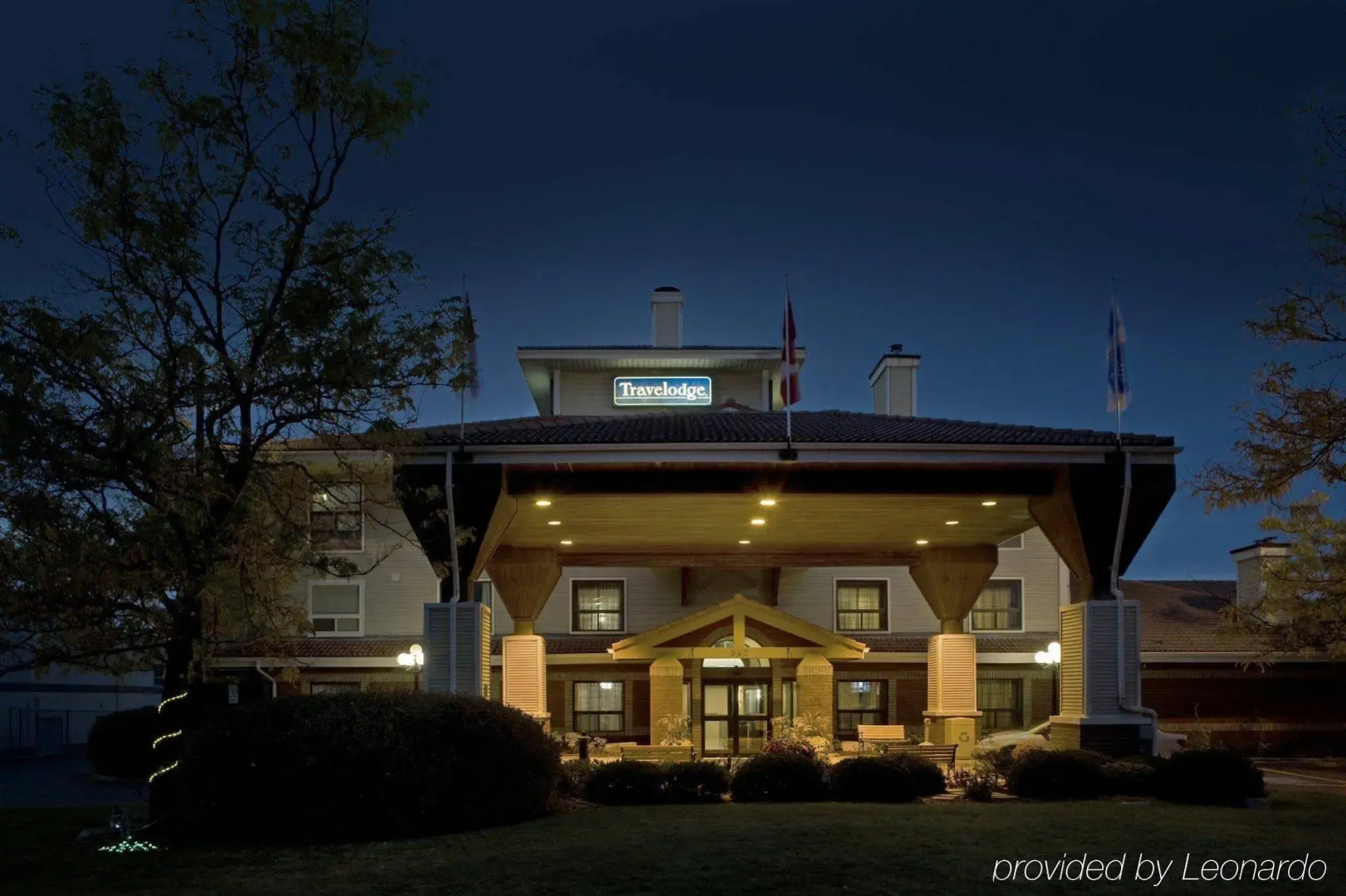 Foto - Travelodge by Wyndham Oshawa Whitby