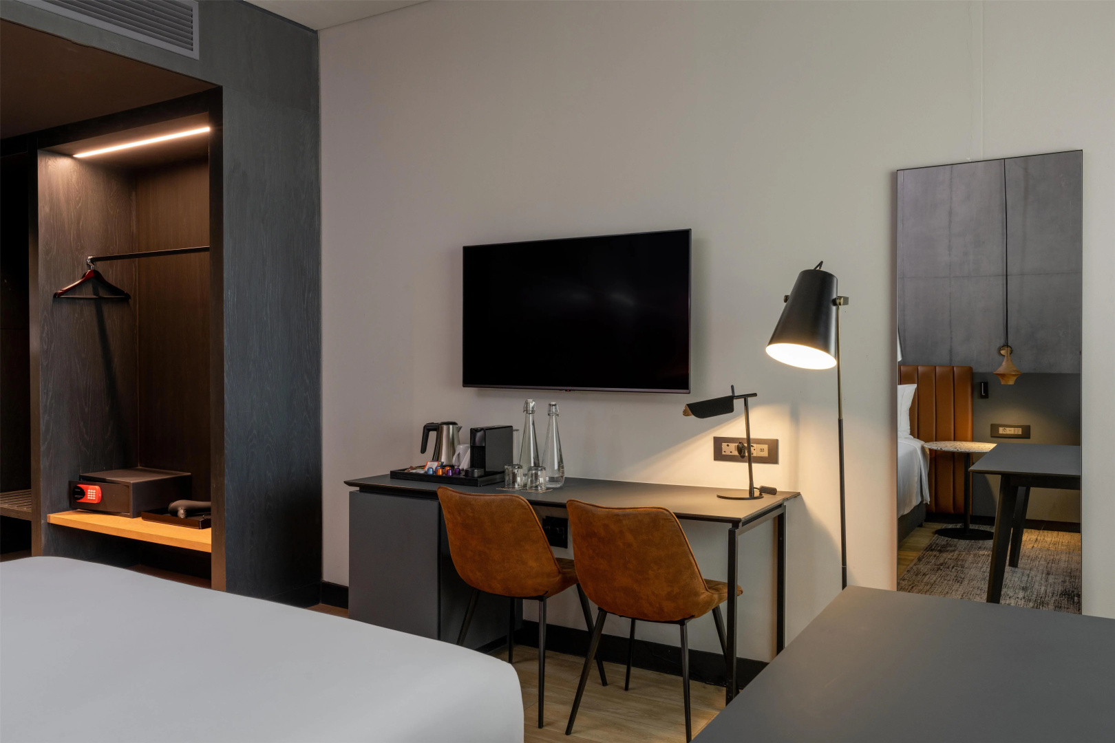 Photo - Radisson RED Hotel, Johannesburg Rosebank