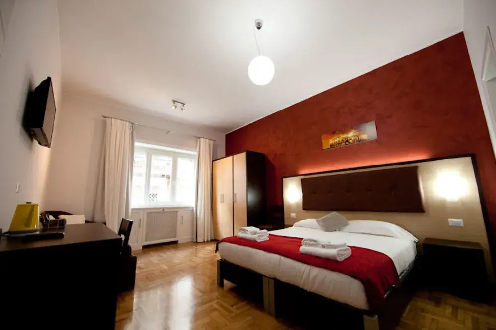 Photo - Star of Rome