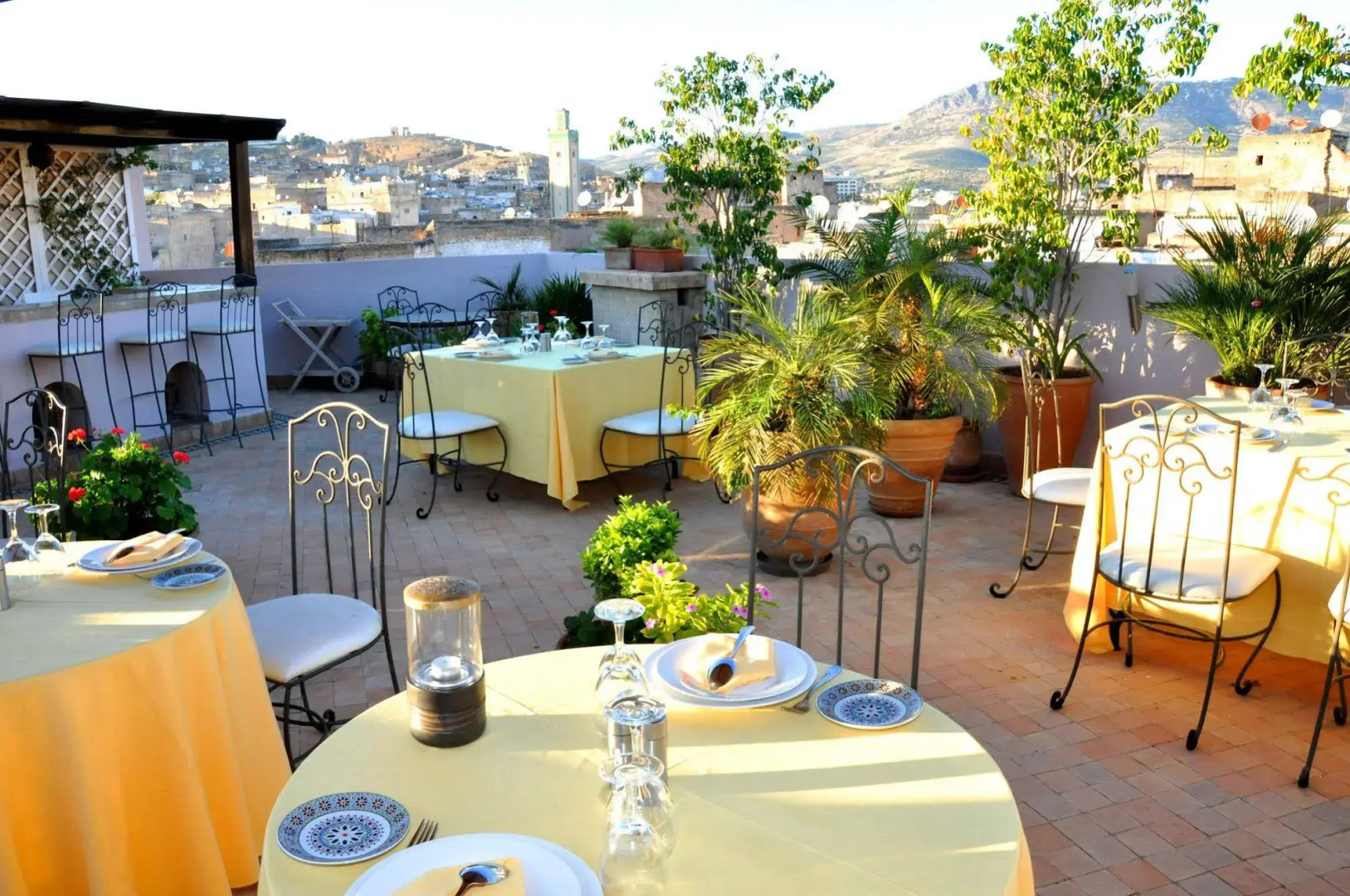 Photo - Riad Andalib