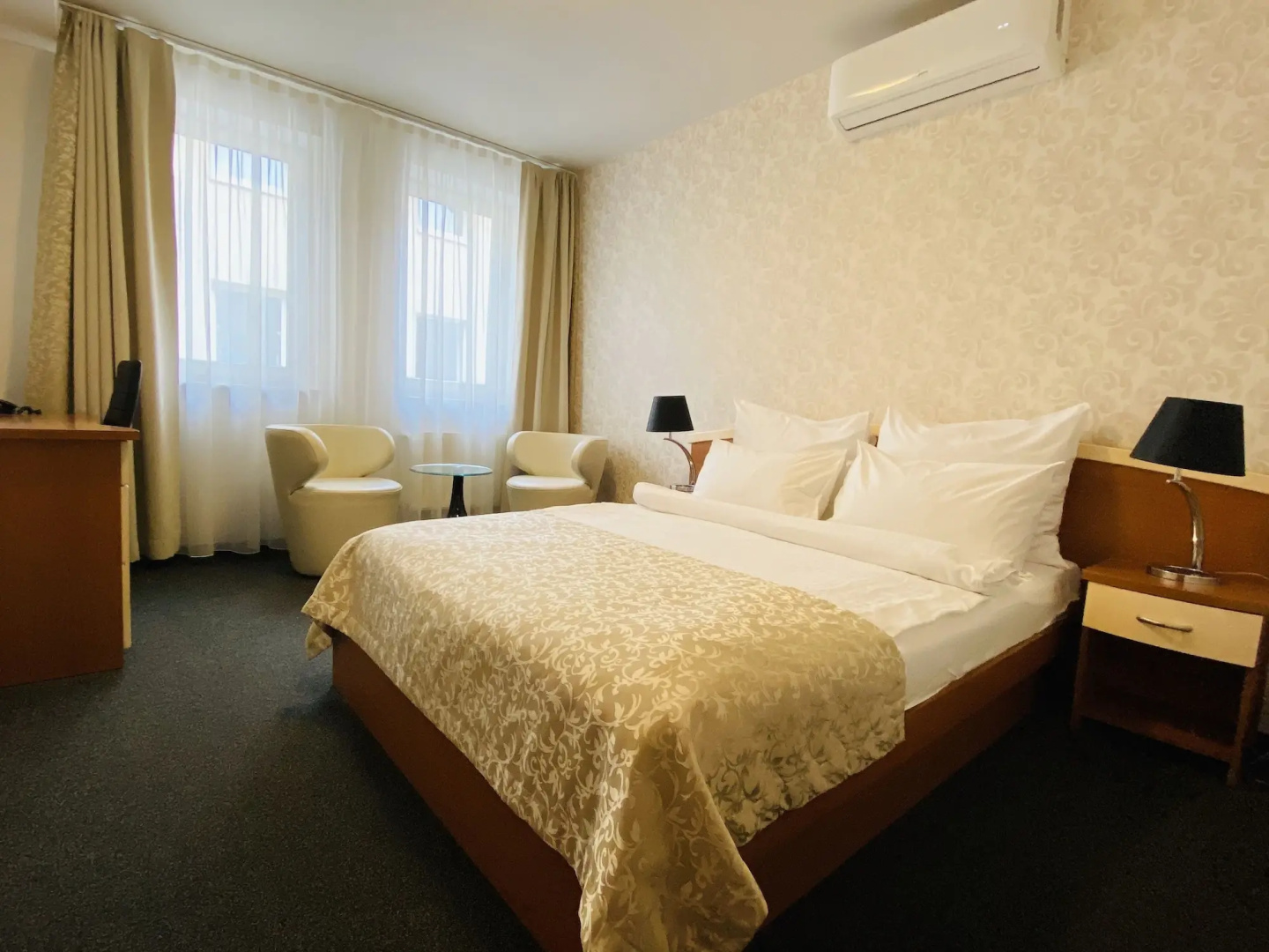 Photo - Hotel Atrium