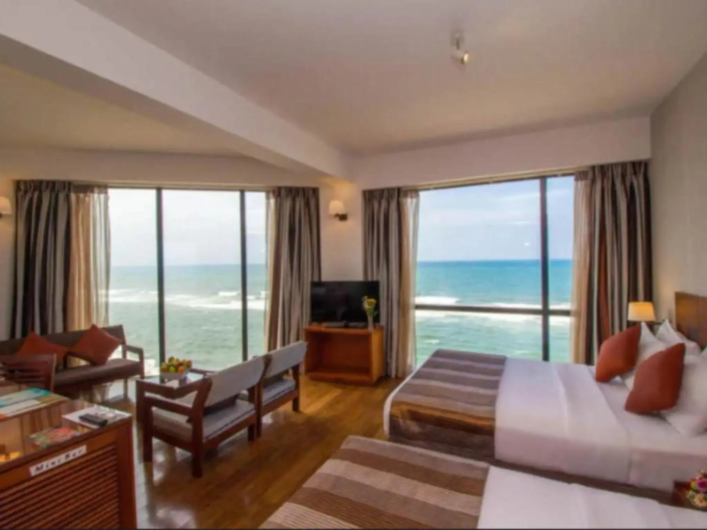 Photo - The Ocean Colombo - Guaranteed Sea View Rooms